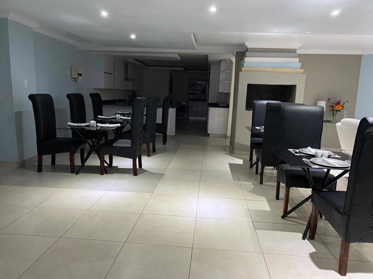 Esther Palace Thohoyandou Eksteriør bilde